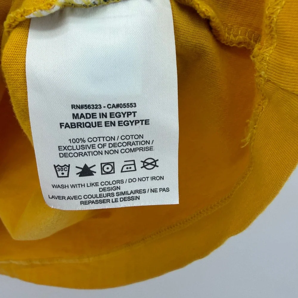 Nike Graphic T-Shirt Men Large Yellow Retro Chrome Swoosh Logo Tee